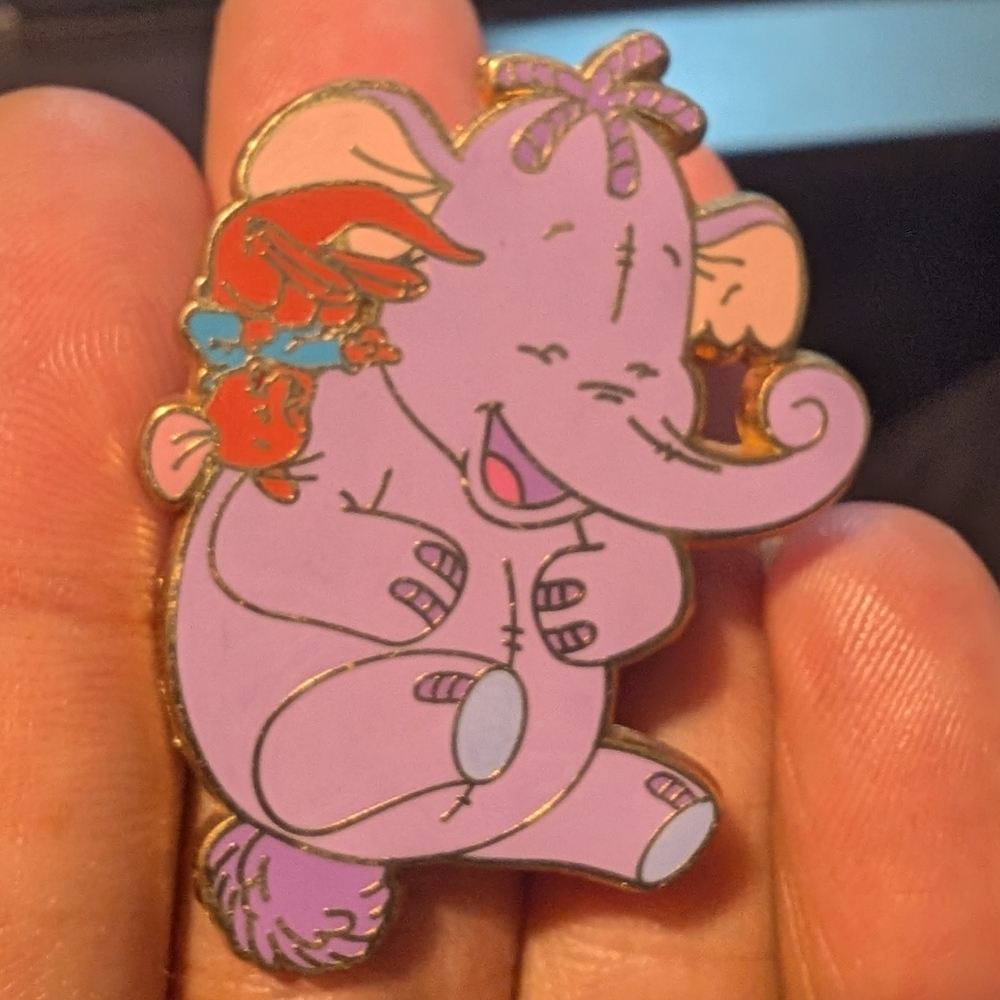 Disneyland Pooh & Gang Booster Set Pin - Roo & Lumpy